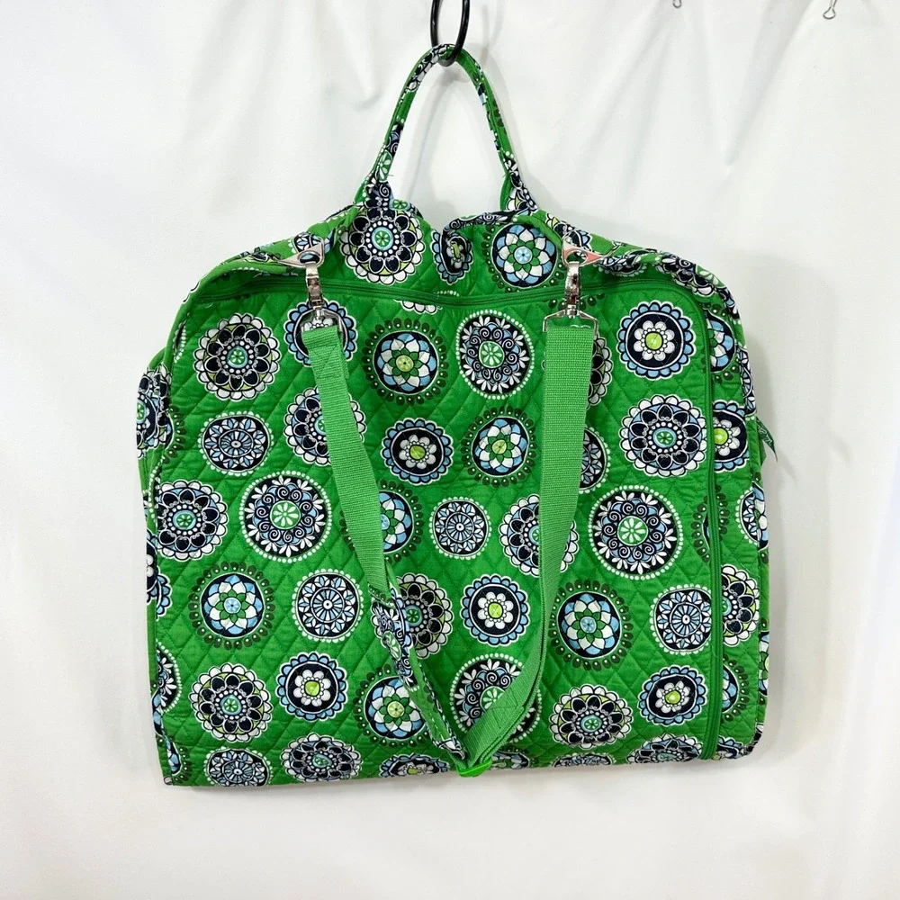 Vera Bradley Hanging Garment Bag Green Medallion Quilted Cotton Travel Vacation